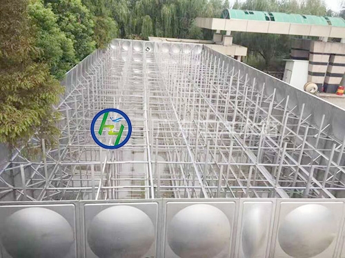 不锈钢方形水箱内部结...