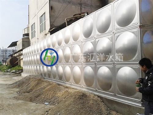 地面不锈钢方形生活水...